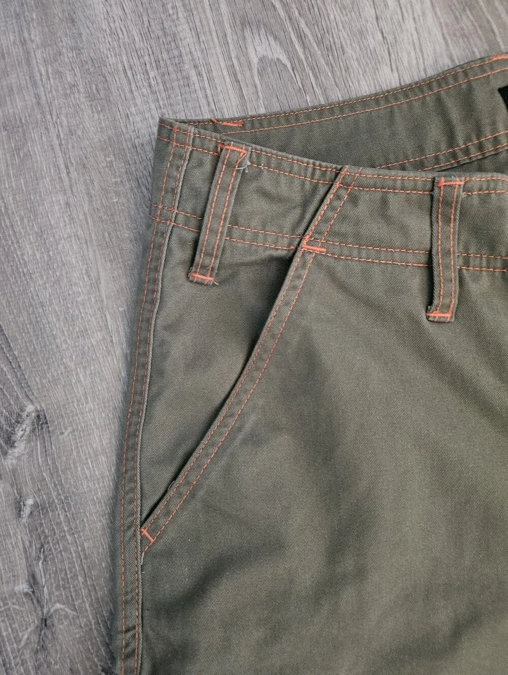 True Religion Cargo Pants Olive Green Kalamata Orange Stitch 108335 Mens Size 30